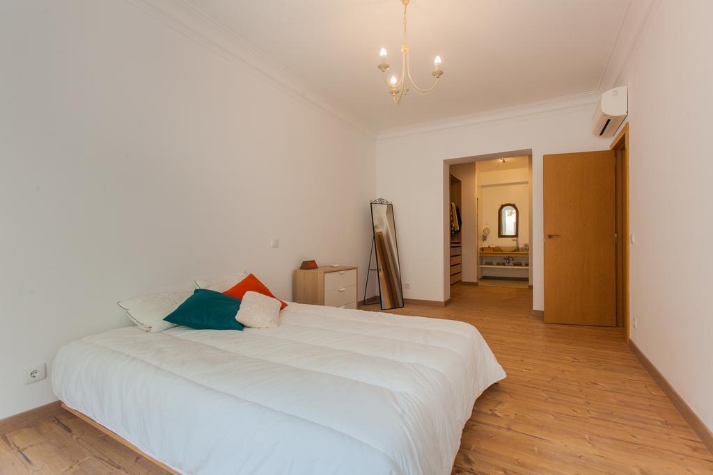 Alvalade Terrace And Pool Apartment