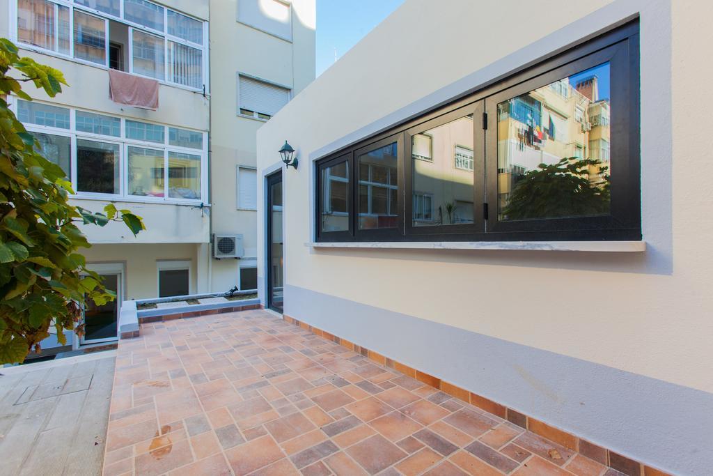 Alvalade Terrace And Pool Apartment